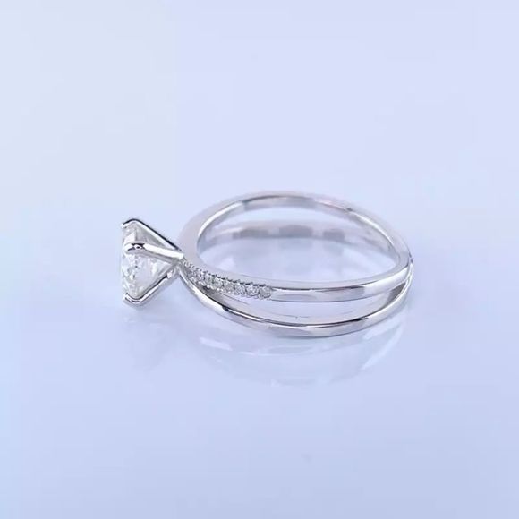 1ct D Moissanite Platinum Plated Ring - Picture 10 of 13